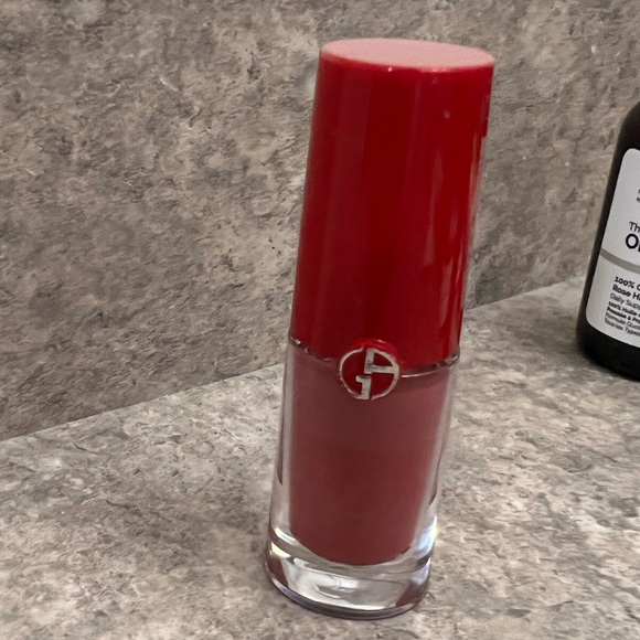 Armani Beauty - Lip Magnet Liquid Lipstick - Picture 2 of 2